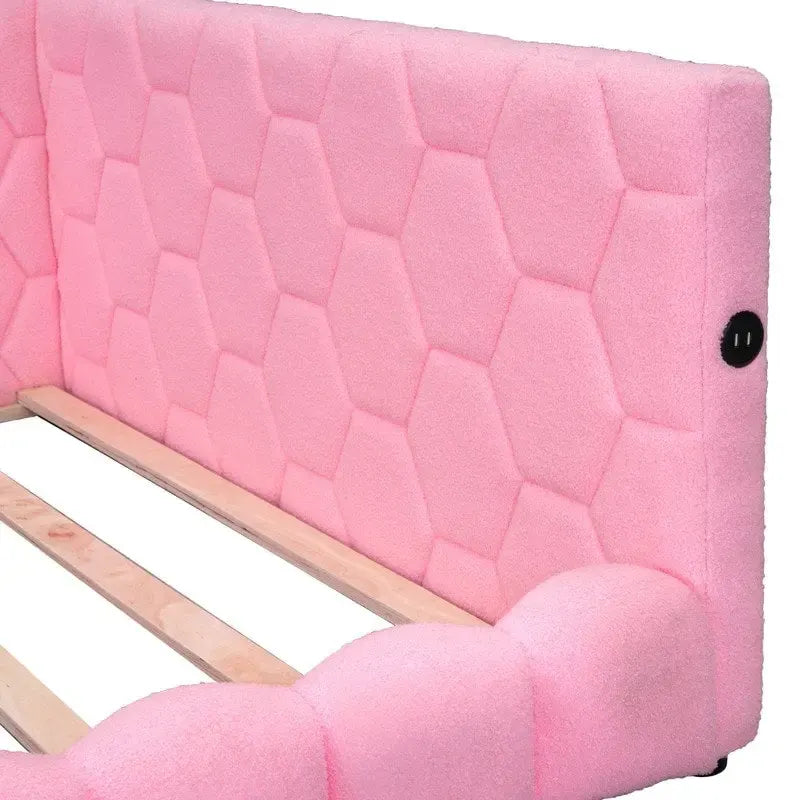 Cama nido de tamaño completo tapizada en tejido teddy blanco/rosa con luces LED y puertos USB, capacidad para 1 persona