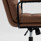 Sillón de oficina giratorio de piel sintética negra/marrón con reposabrazos acolchados, individual