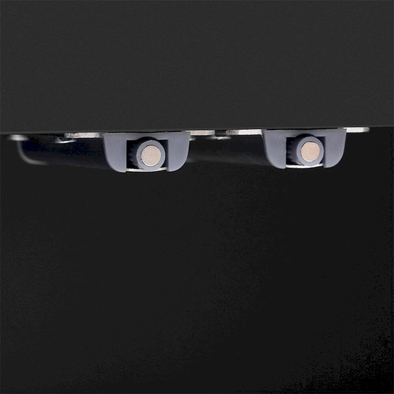 Aparador/bufé de 4 puertas en negro/blanco/azul marino con estantes ajustables